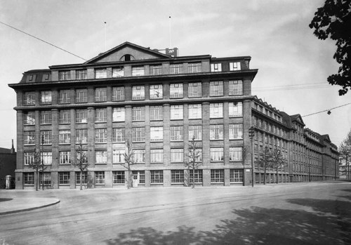 Здание завода в городе Фейербах, бывшая фабрика по производству пианино, 1935 год