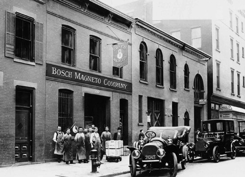 Здание первого филлиала компании Bosch в Нью-Йорке, который располагался по адресу “160 West 56th Street”, 1906 год
