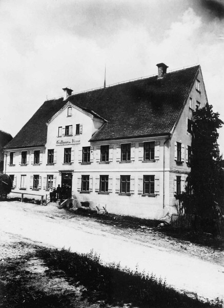 Дом в котором Роберт Бош родился и прожил первые 8 лет жизни, пока семья не переехала жить в город Ульм